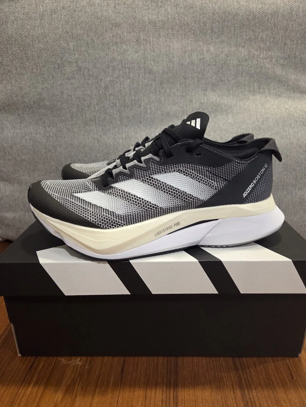 Adidas Adizero Boston 12 Women's Running Shoes Size 6.5 Black/Gray